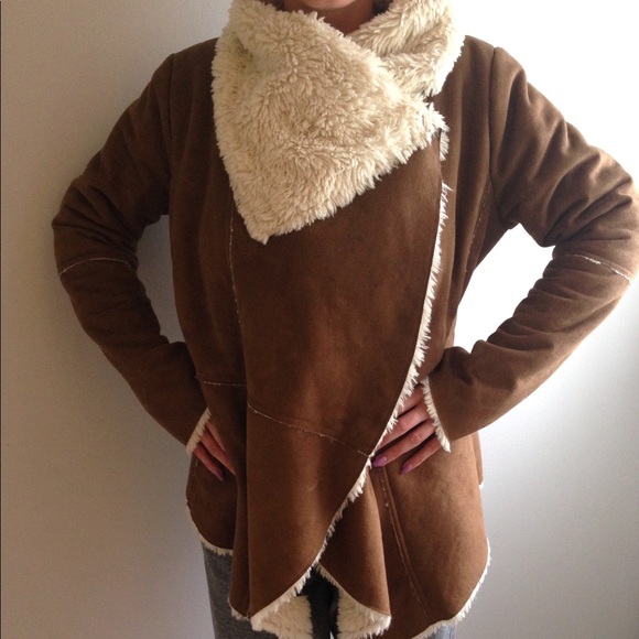 Cozy Fall Jacket!🍂 - Picture 3 of 5